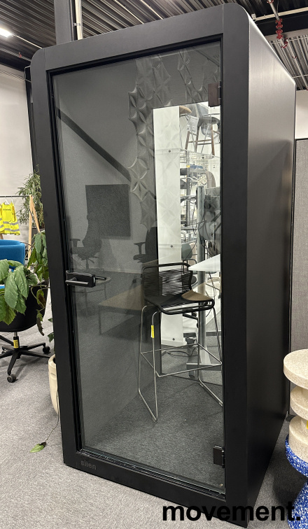 Solgt!Lydisolert telefonkiosk i glass / - 1 / 4