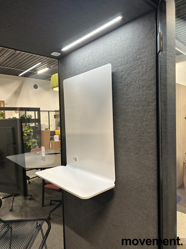 Solgt!Lydisolert telefonkiosk i glass / - 2 / 4