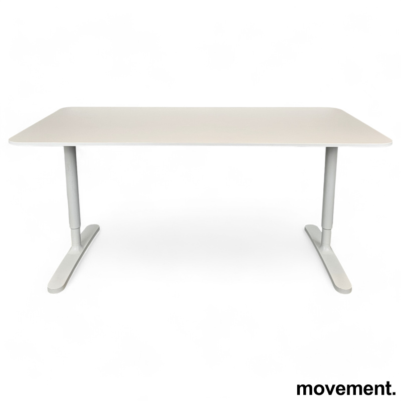 IKEA Bekant skrivebord i hvit - 1 / 2