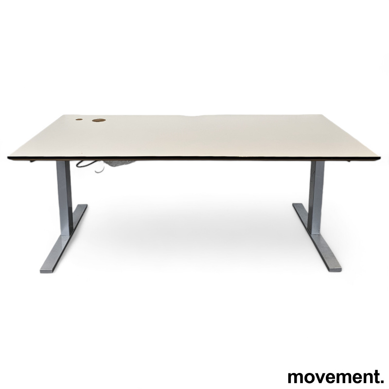 Skrivebord fra Linak med elektrisk - 1 / 4