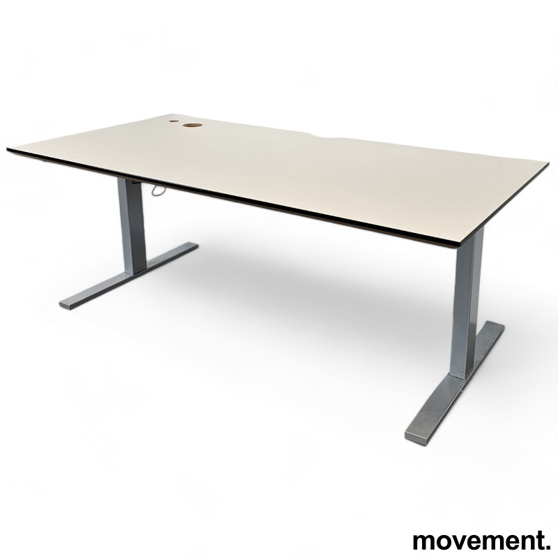 Skrivebord fra Linak med elektrisk - 2 / 4