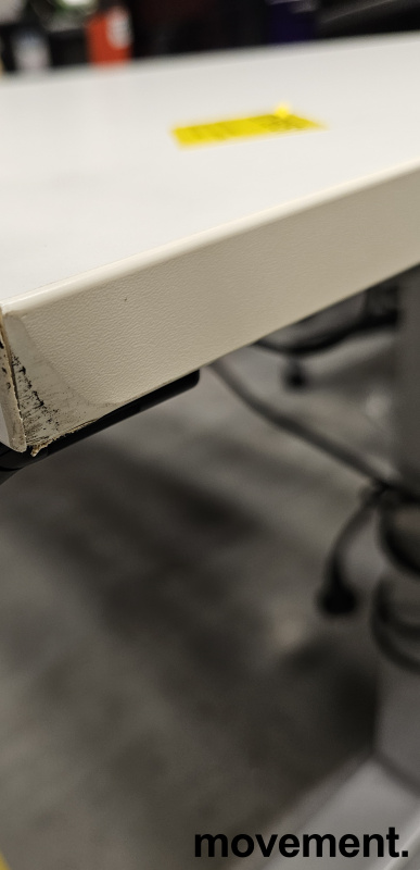 Skrivebord med elektrisk hevsenk i - 3 / 3