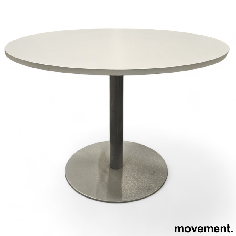 Solgt!Rundt kantinebord / spisebord fra - 1 / 2