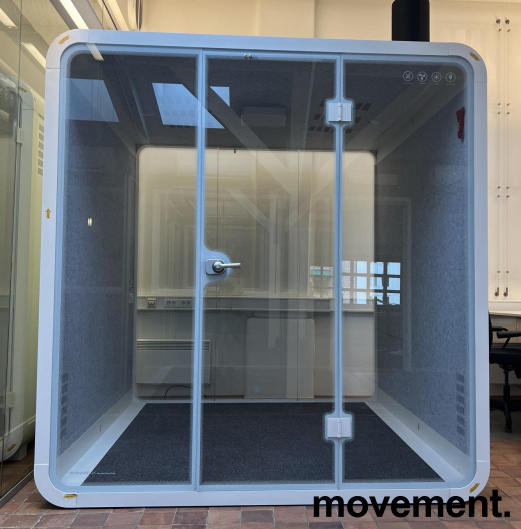 Solgt!Lydisolert telefonkiosk i glass / - 2 / 2