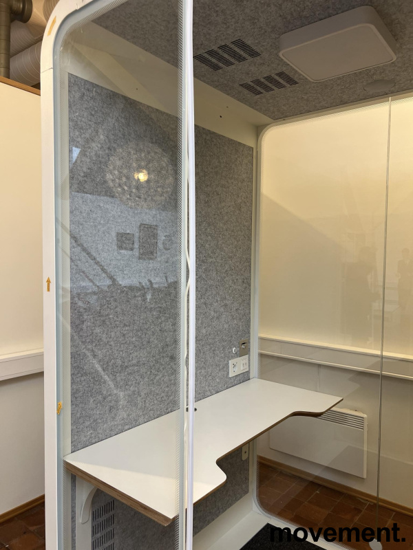 Solgt!Lydisolert telefonkiosk i glass / - 3 / 3