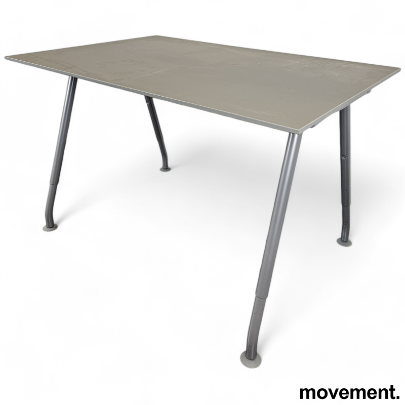 Skrivebord / konferansebord / - 2 / 2