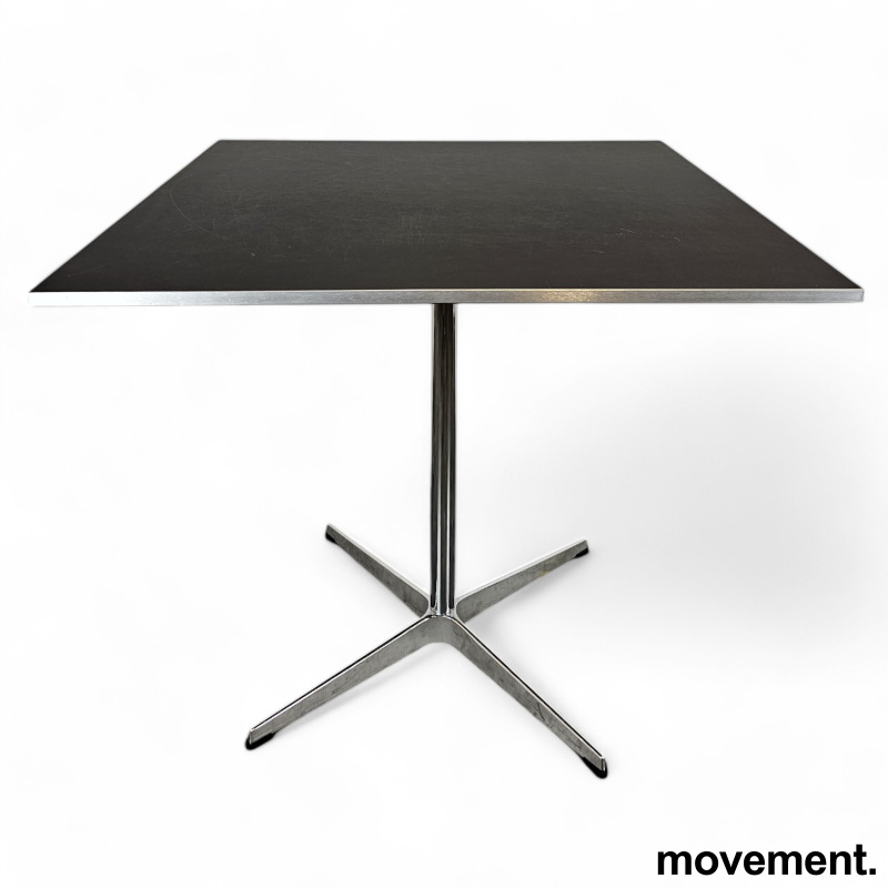 Kantinebord / spisebord, fra Fritz - 1 / 2
