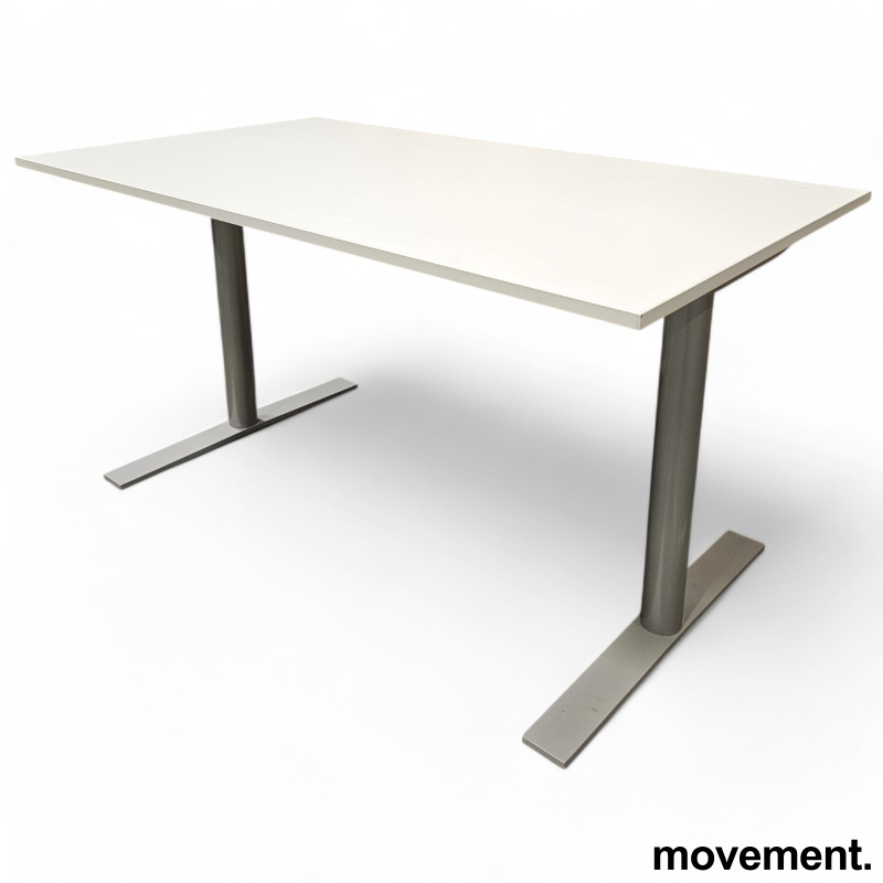 Solgt!Skrivebord i hvitt / grå fra - 2 / 2