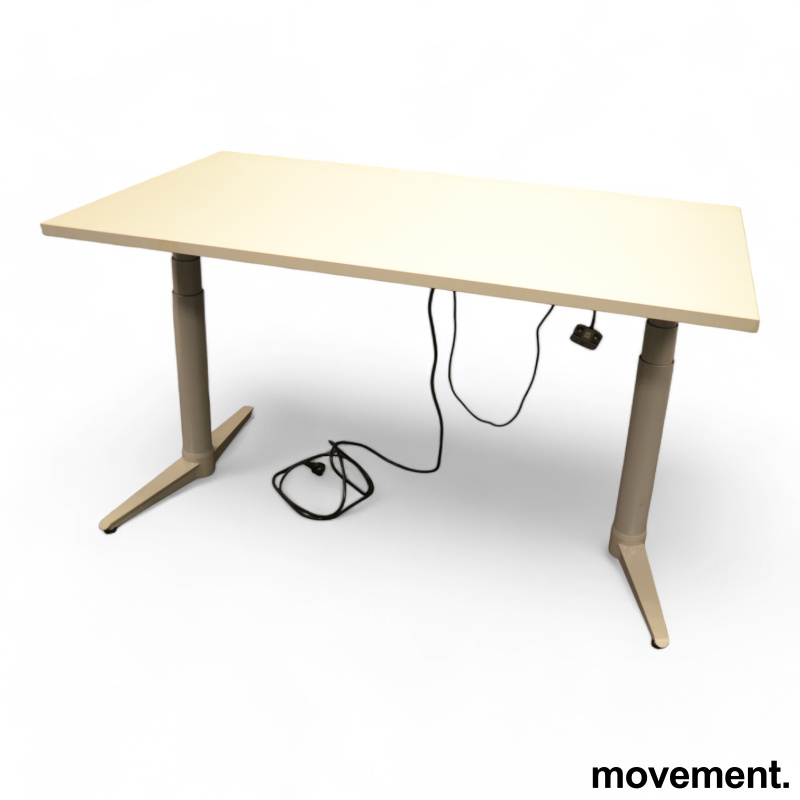 Solgt!Skrivebord med elektrisk hevsenk - 2 / 2
