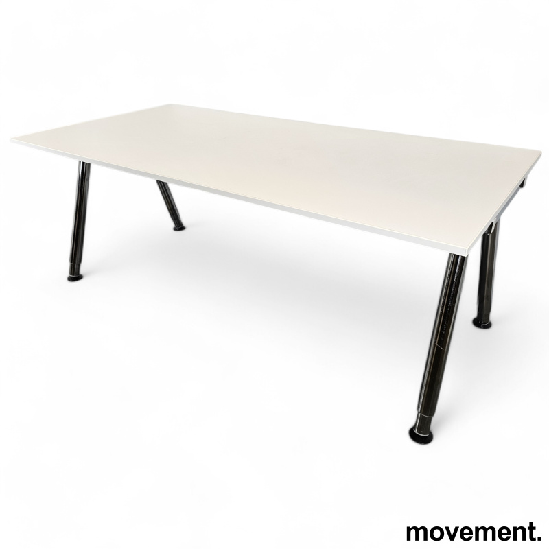 Rektangulært skrivebord i hvit / - 2 / 2