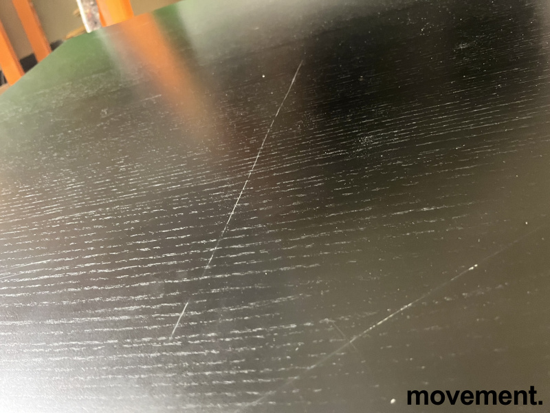 Solgt!Høyt møtebord / ståbord i sort / - 7 / 7