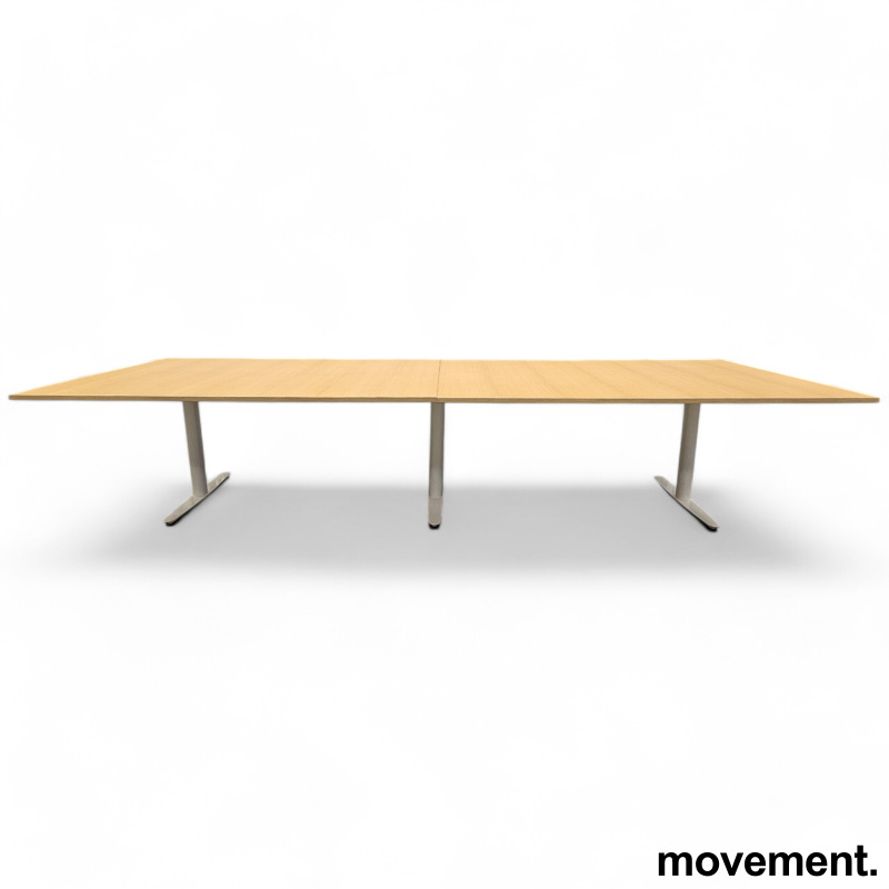 Solgt!Møtebord / konferansebord i eik / - 1 / 3