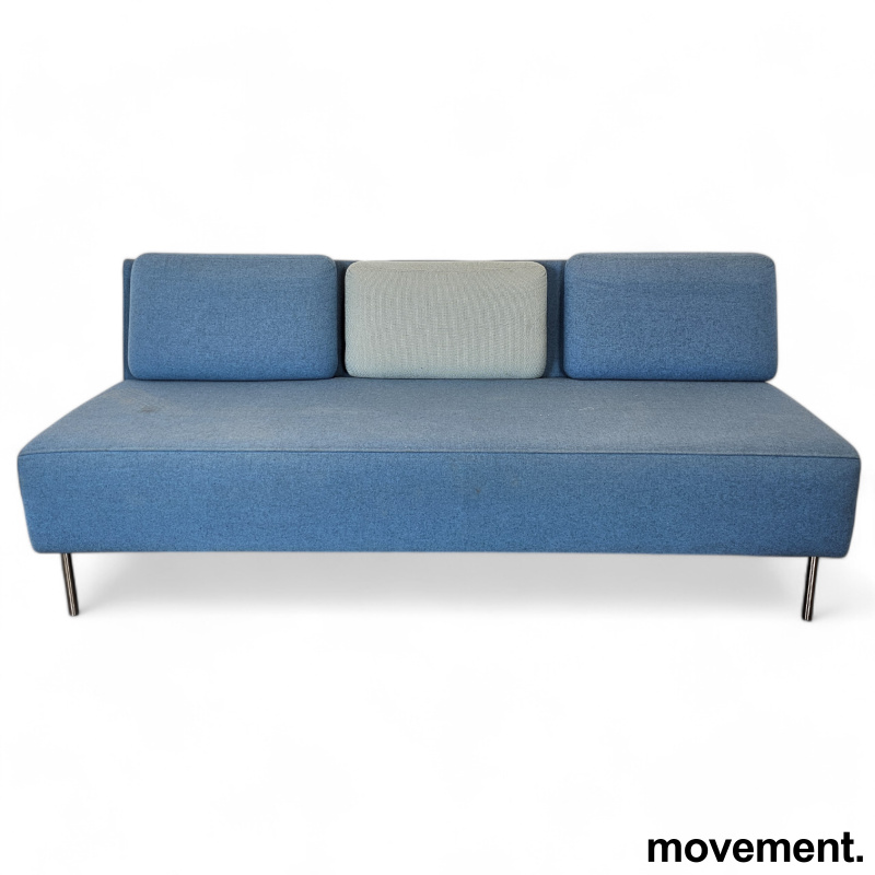Solgt!3-seter sofa i blått stoff, - 1 / 2