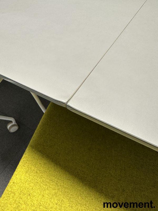 Møtebord i lys grå linoleum med - 3 / 3