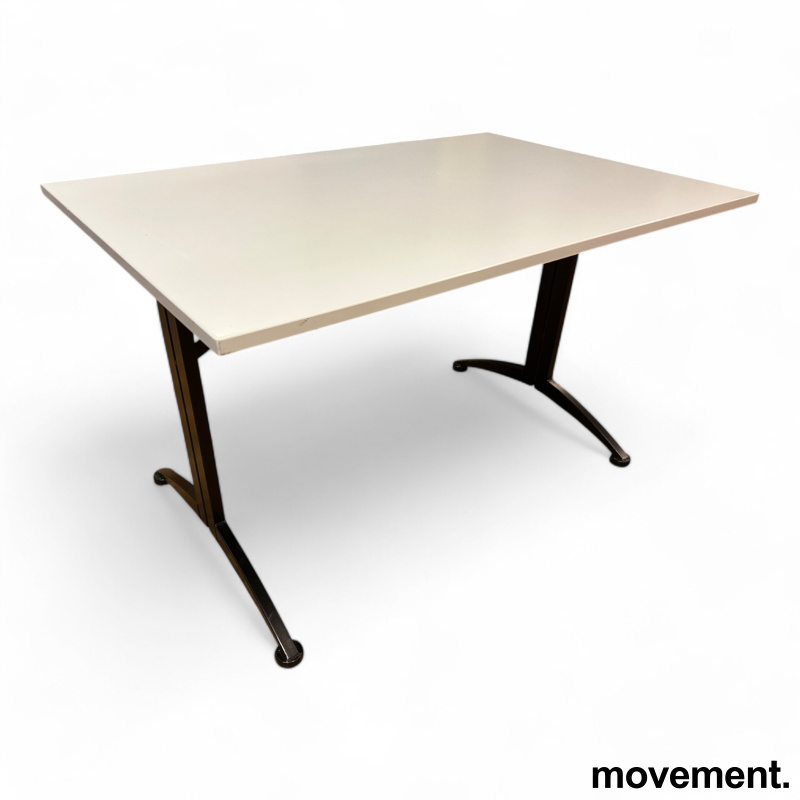 Kantinebord i lyst grått / sort fra - 1 / 3