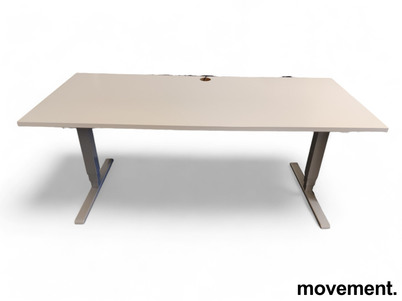 Skrivebord med elektrisk hevsenk i - 1 / 4