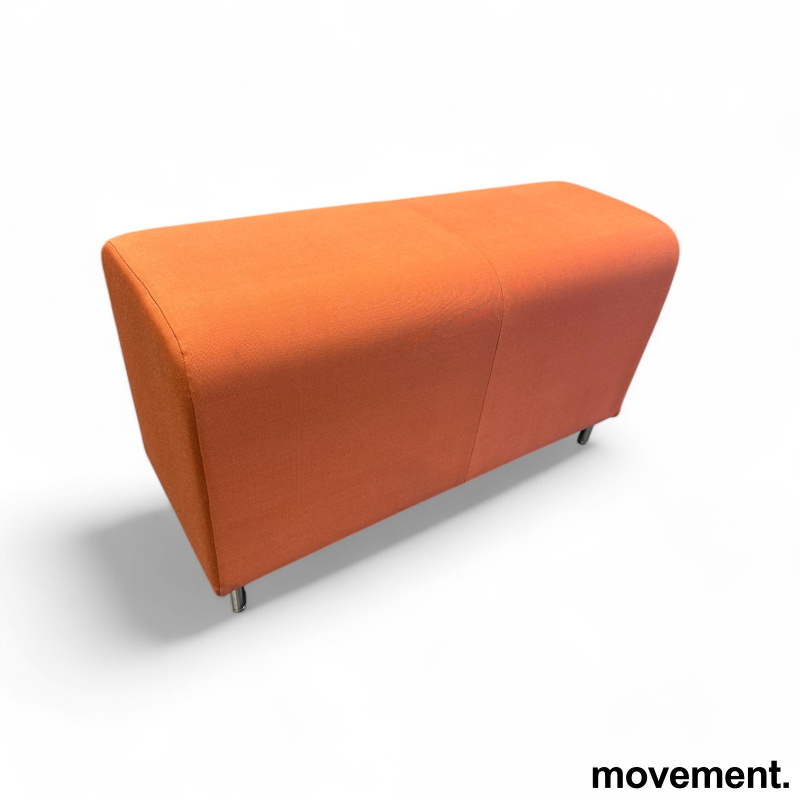 Puff i orange stoff / krom fra - 1 / 2
