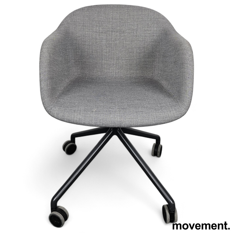 Solgt!Muuto Fiber chair i grått stoff / - 2 / 3