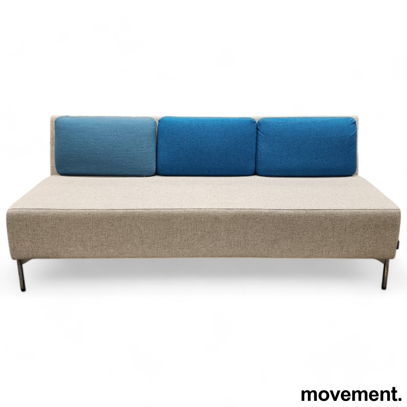 3-seter sofa i grått stoff, - 1 / 4