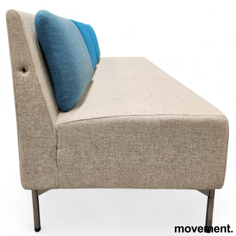3-seter sofa i grått stoff, - 3 / 4