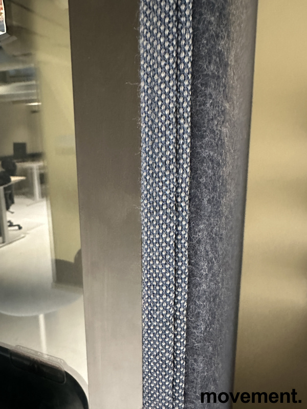 Solgt!Lydisolert telefonkiosk i glass / - 4 / 4