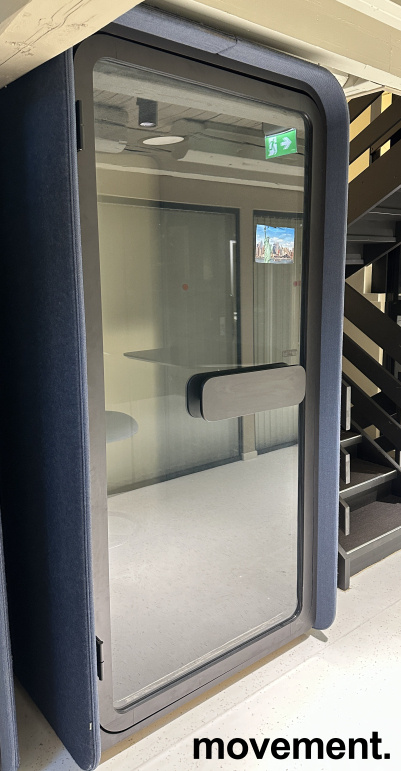 Solgt!Lydisolert telefonkiosk i glass / - 2 / 4