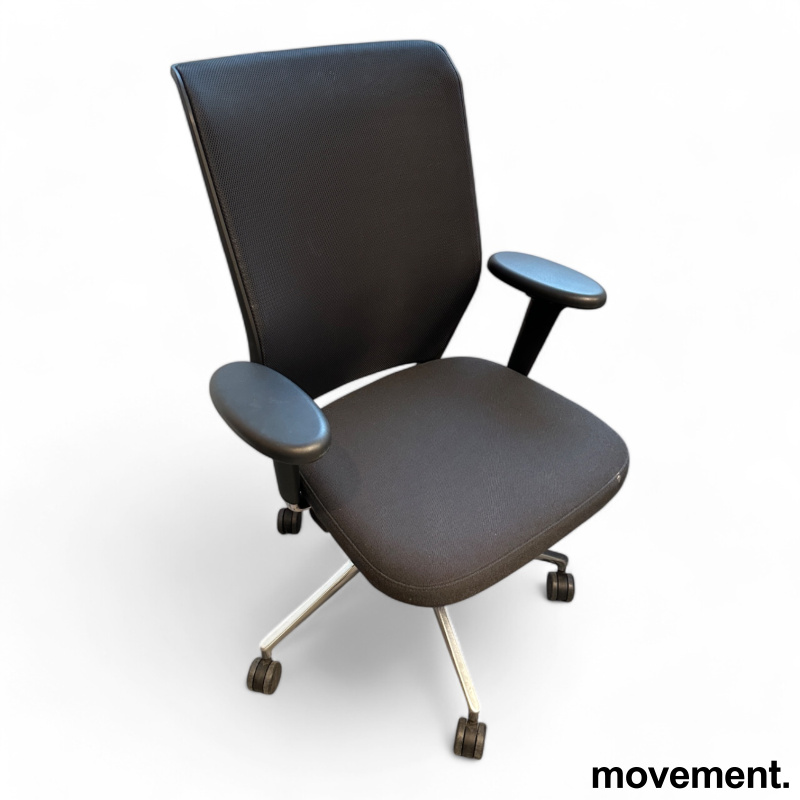 Vitra ID Mesh kontorstol i sort - 1 / 2