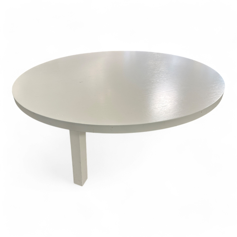 Loungebord / sofabord i hvitlakkert