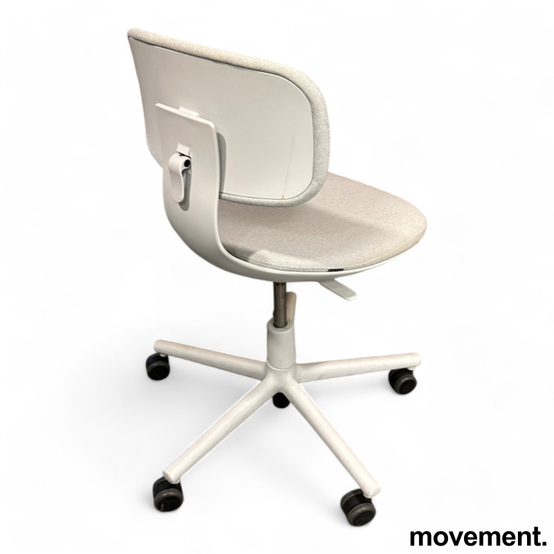Vitra Rookie konferansestol i lys - 2 / 2