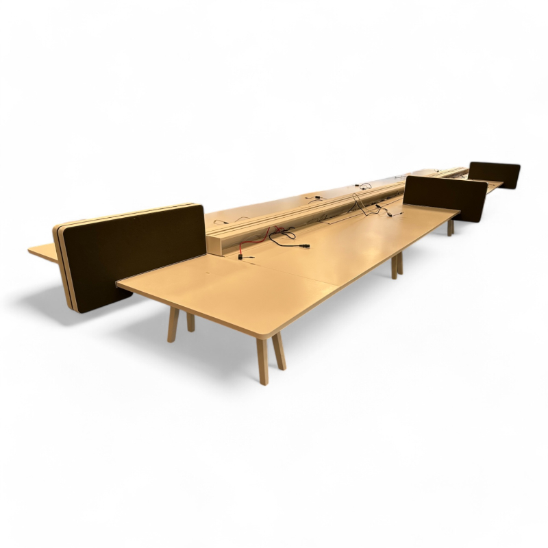 Vitra Joyn arbeidsbord /