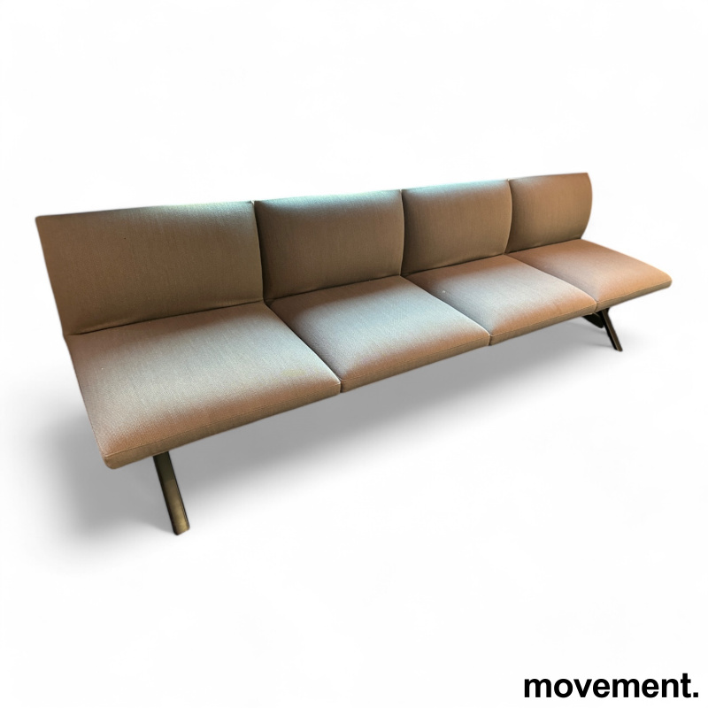 Solgt!Sofa / sittebenk fra Arper, modell - 1 / 2