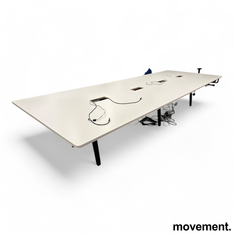 Solgt!Møtebord i hvitt fra Vitra, Joyn, - 1 / 3