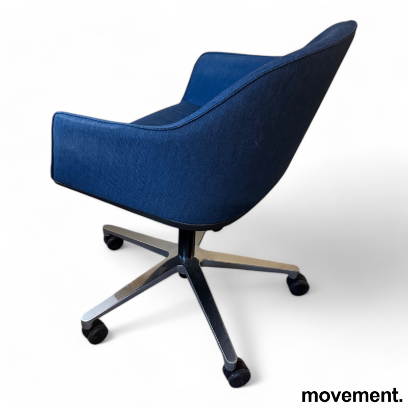 Solgt!Vitra Softshell konferansestol på - 2 / 2