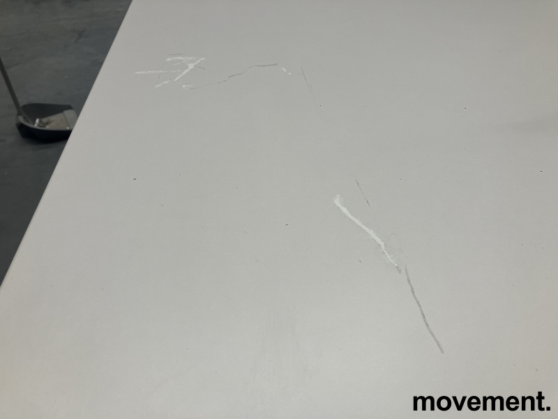 Møtebord /prosjektbord i hvitt fra - 12 / 13