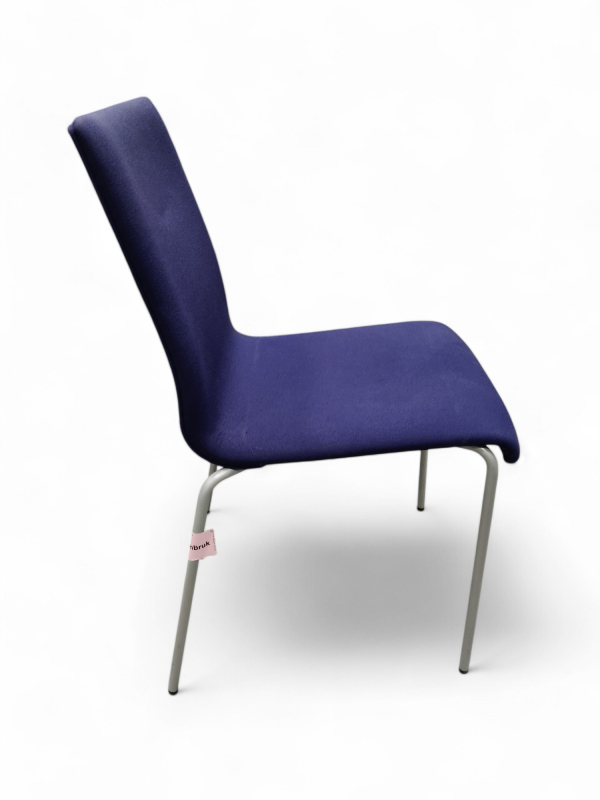 Konferansestol / møtestol i blått