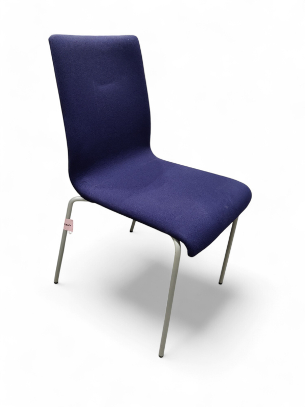 Konferansestol / møtestol i blått