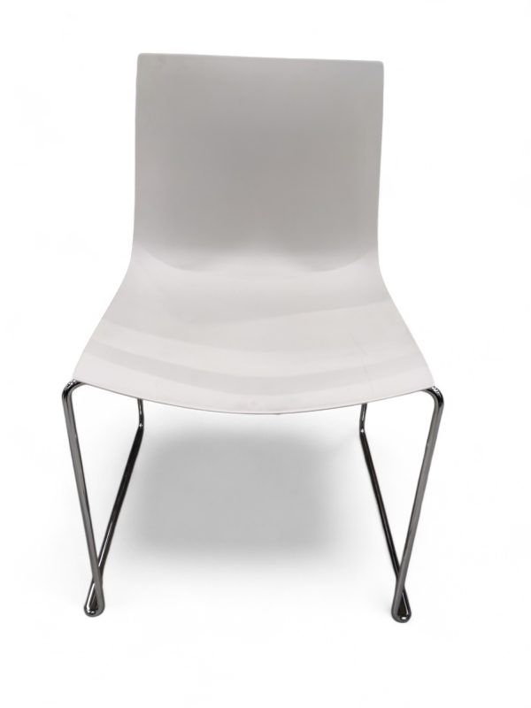 Arper Catifa 46 konferansestol i