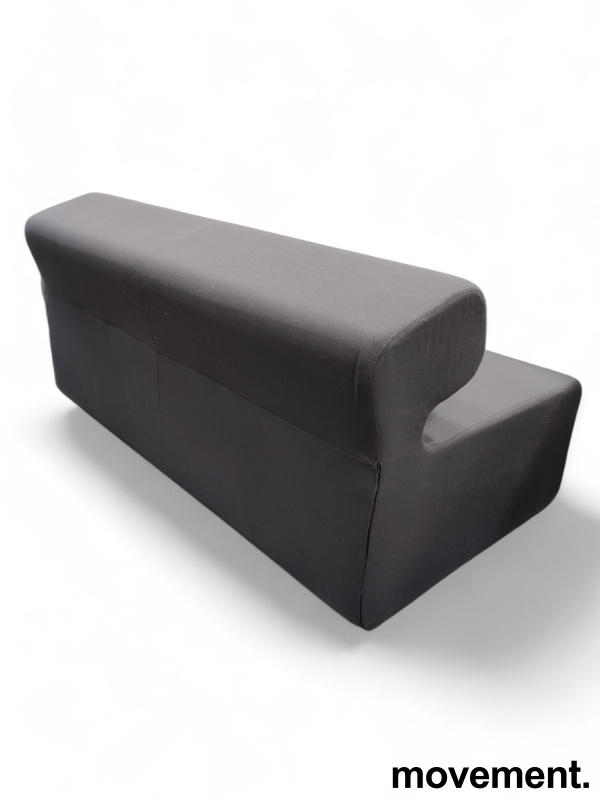 Loungesofa i grått stoff fra - 3 / 5