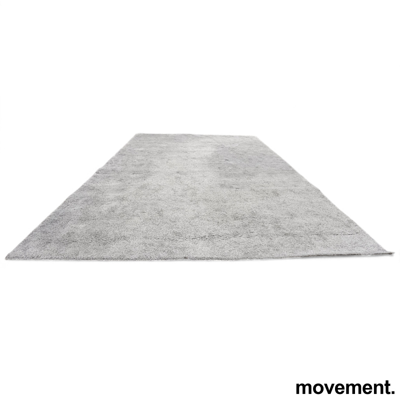 Teppe med kort lugg i grå fra Ikea, - 2 / 3