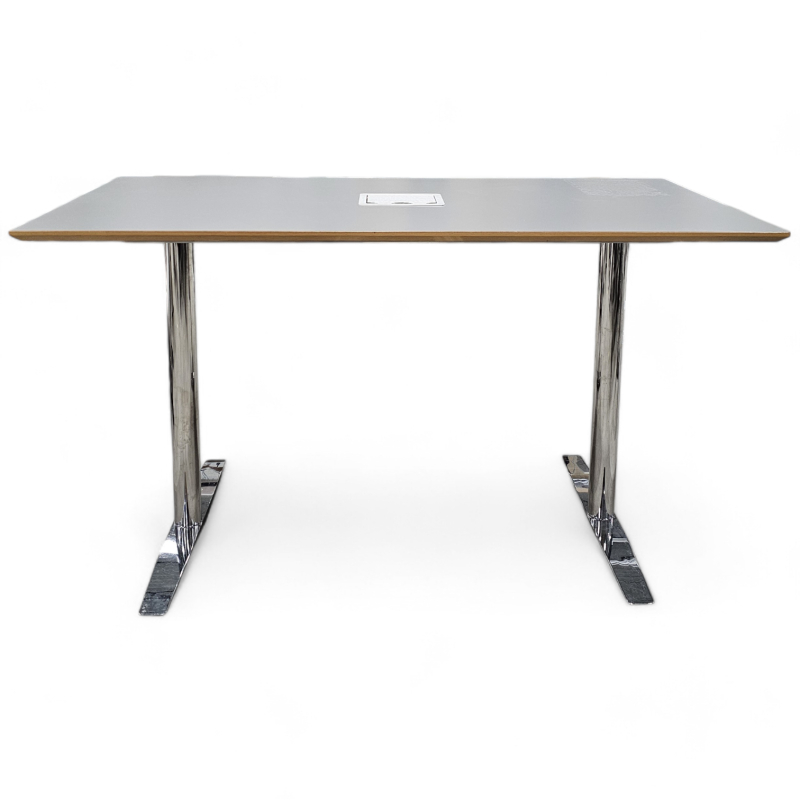 Lite møtebord / konferansebord i