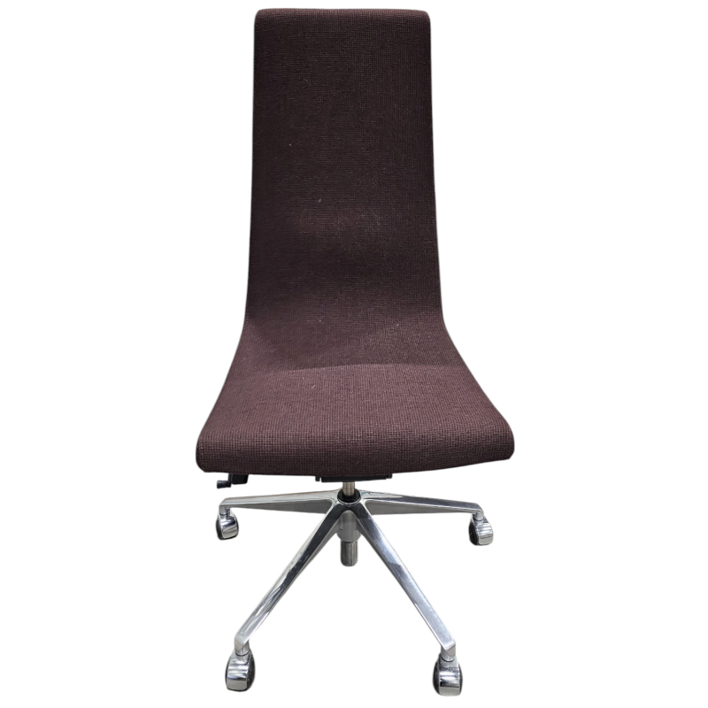 Konferansestol fra Fora Form,