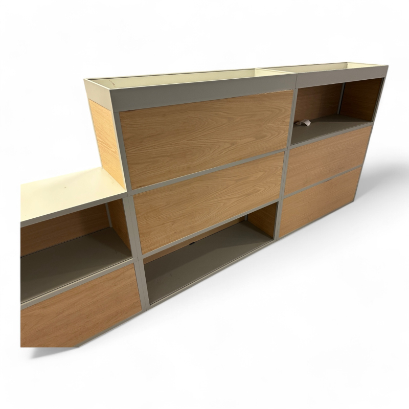 Reol / romdeler med hyller fra Hay