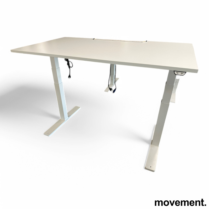 Solgt!Skrivebord med elektrisk hevsenk i - 2 / 3