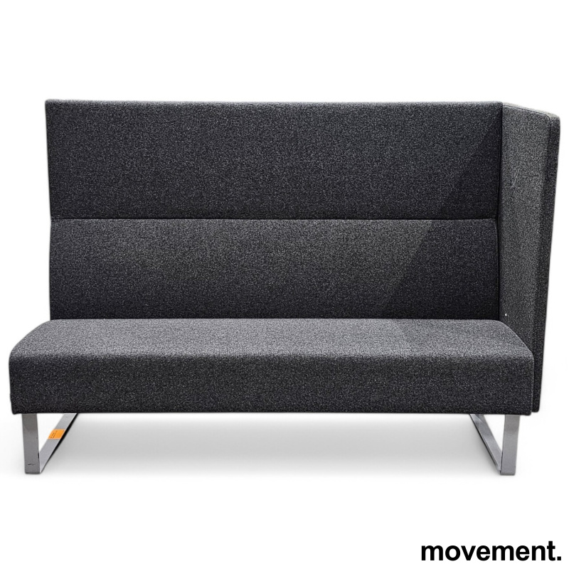 Solgt!3-seter sofa i mørk grått ullstoff - 1 / 3
