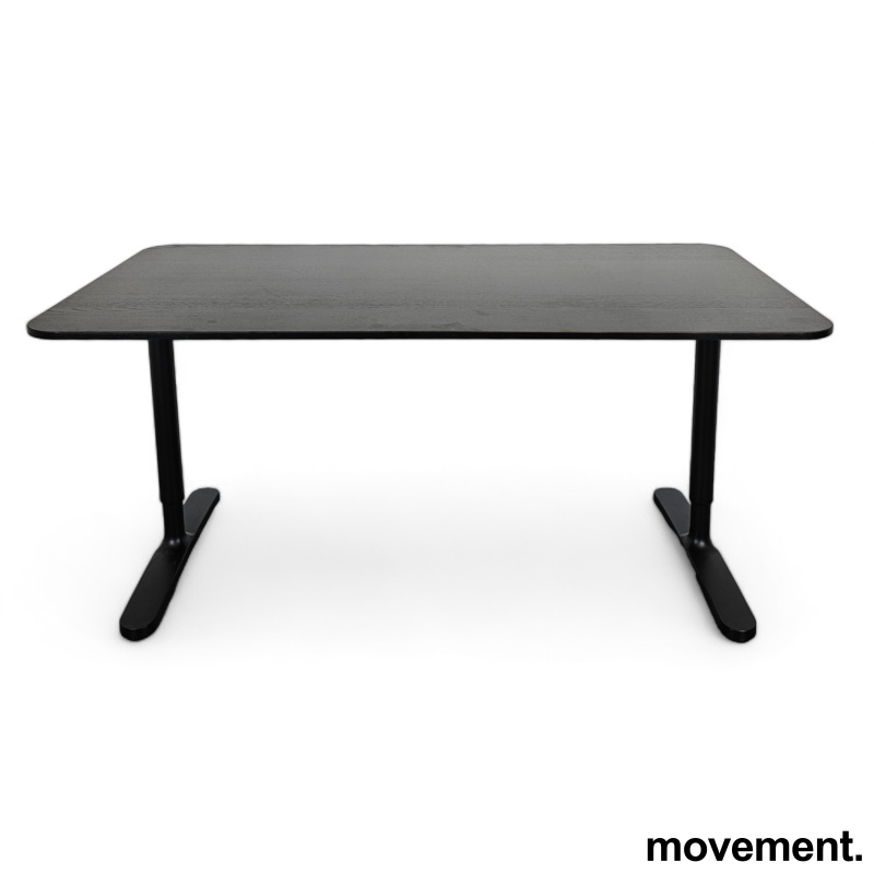 Solgt!IKEA Bekant skrivebord i - 1 / 2