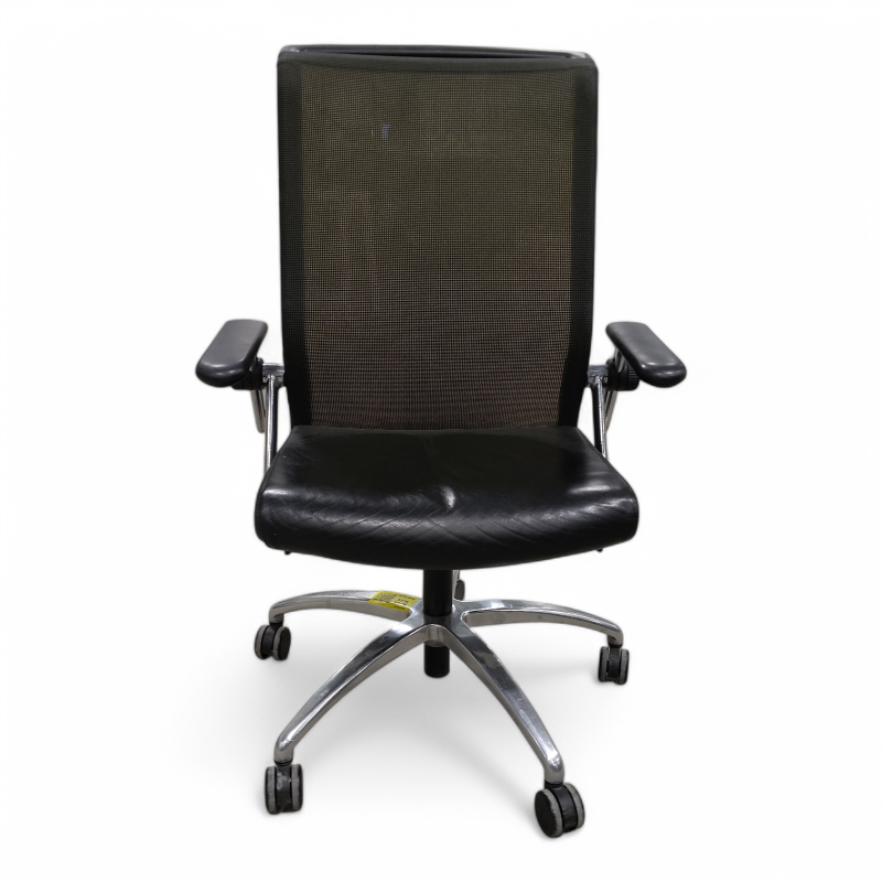 Kineta med armlene Sete i sort