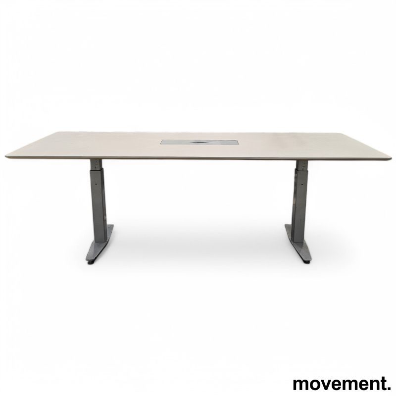 Kompakt møtebord / konferansebord i - 1 / 2