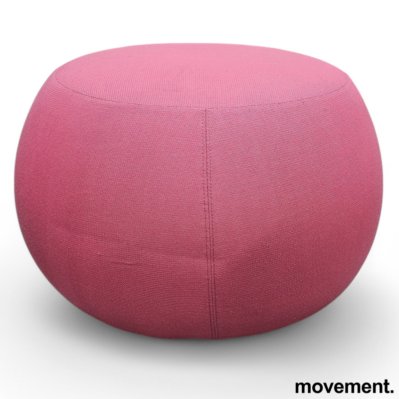 Sittepuff fra Arper i rosa stoff, - 1 / 2