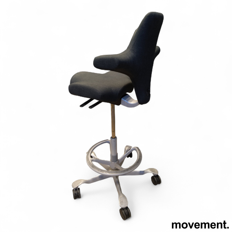 Capisco 8106 høy med fotring mørkt - 6 / 6