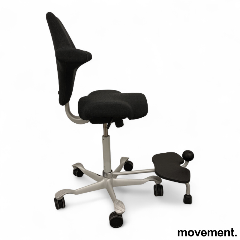 Capisco 8106 høy med fotring mørkt - 3 / 4